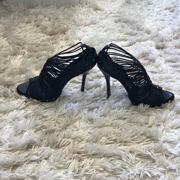 Authentic Gucci Heels - Picture 2 of 8